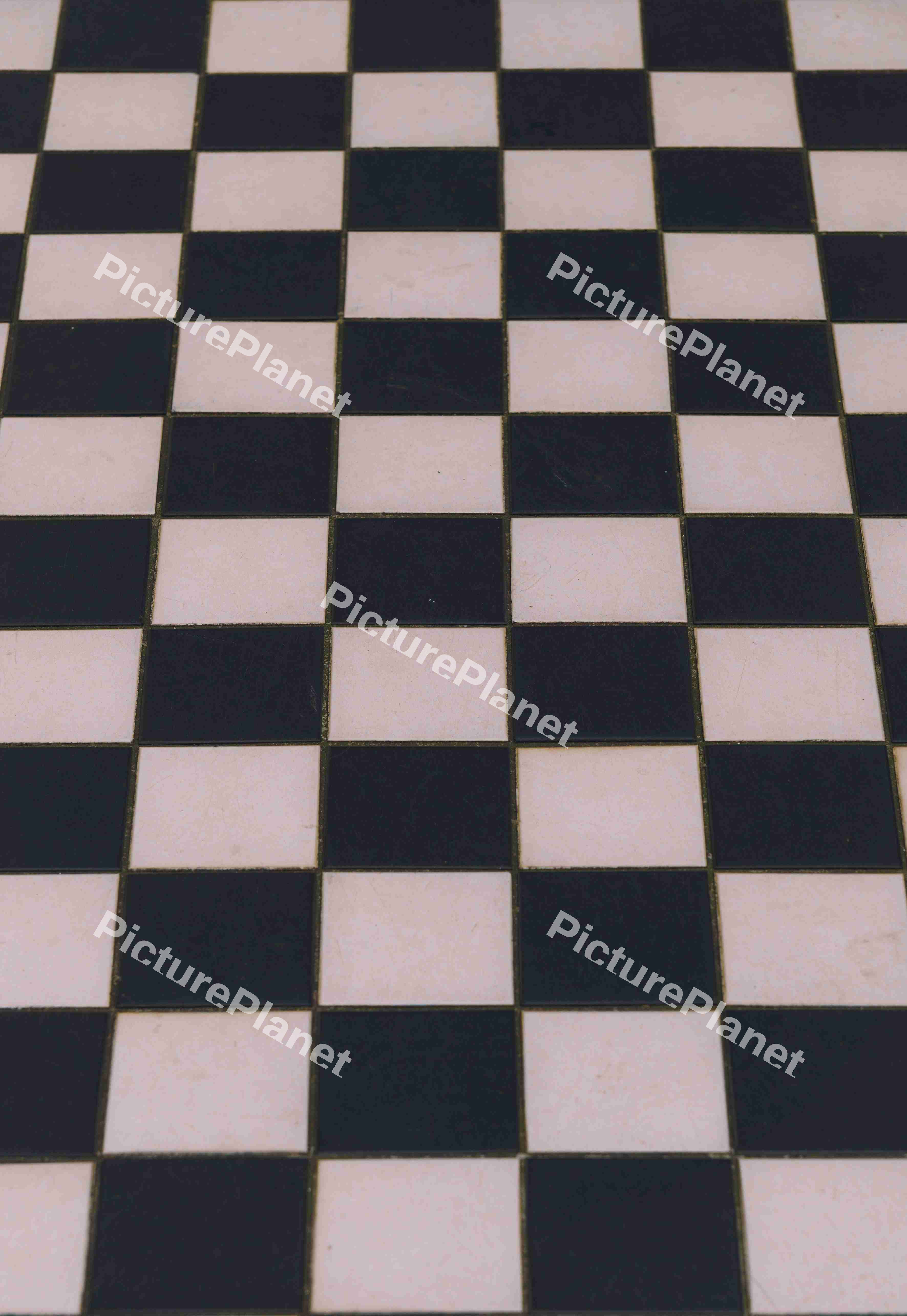 Black and White Square Pattern